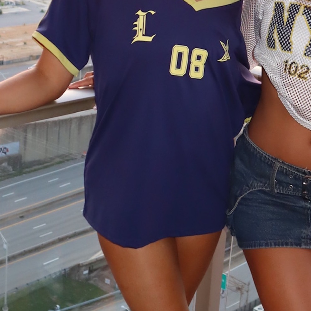 Blue and Yellow Graphic T-Shirt